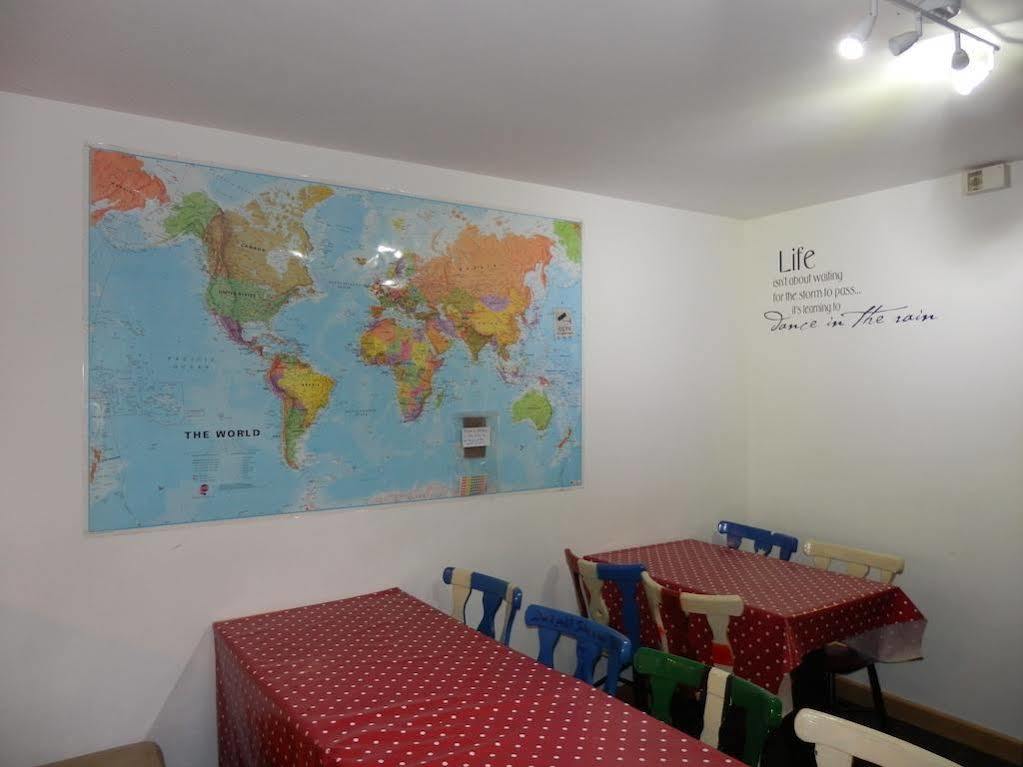 Ocean Backpackers Self-Catering Hostel Ілфракомб Екстер'єр фото